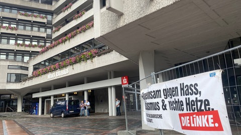 Neuer Gemeinderat in Pforzheim kommt erstmals zusammen