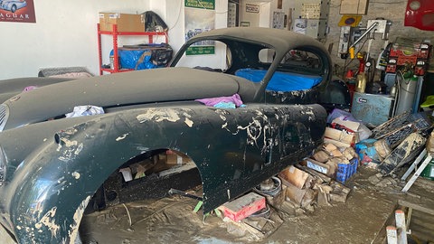 Das Chassis eines Oldtimers in der Garage von Andreas Nehse hat es auch erwischt