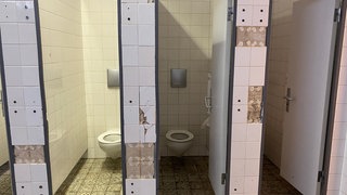 Marode Toiletten in der Weiherbergschule in Pforzheim