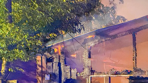 Das durch ein Feuer zerstörte Restaurant am Epplesee in Rheinstetten.