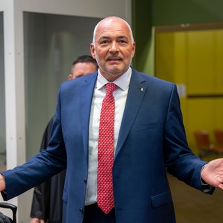 Der Prozess gegen den früheren Karlsruher Bundestagsabgeordneten Axel E. Fischer wurde verschoben