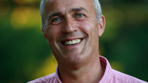 Ulrich Hagebuch, er tritt als Kandidat am Sonntag bei der OB-Wahl in Mühlacker im Enzkreis an.