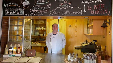 Hüttentour im Schwarzwald: Hüttenwirt Vladimir Funk ist rund um die Uhr für seine Gäste da