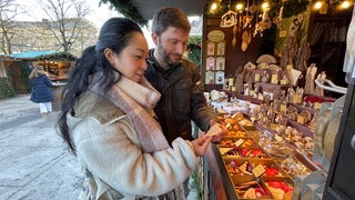 Catherine und Sebastian haben sich auf dem Weihnachtsmarkt in Baden-Baden kennengelernt