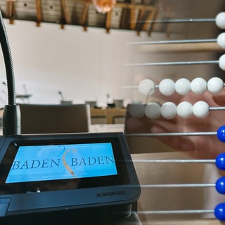 Experten beraten die Stadt Baden-Baden in der Finanzkrise