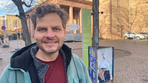 Dieses Jahr braucht Simon nicht mit Familie nach Bayern in die alte Heimat fahren, die Eltern kommen.