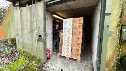 Feuerwerk in einem Bunker in Kisten. Es kommt an Silvester in Kappelrodeck zum Einsatz.