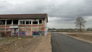 Auf dem C-Areal sollen alte Gebäude abgerissen werden.