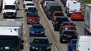 Stau auf der A8 bei Pforzheim