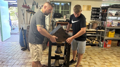 Louis aus Dettenheim-Liedolsheim ist großer Fan von Glocken