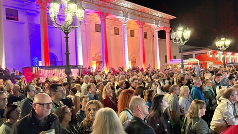 Das SWR3 New Pop Festival lockt Tausende von Besuchern in die Stadt