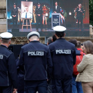 Trauerfeier in Mannheim auf dem Friedrichsplatz
