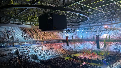 6000 Kinder singen in SAP Arena