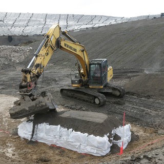 Entsorgung von Bauschutt aus dem Atomkraftwerk Obrigheim in Buchen (Neckar-Odenwald-Kreis)