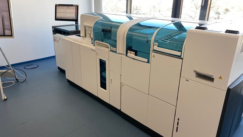 Massenspektrometrie-Gerät 