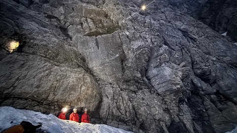 Bergretter der Bergrettung Tirol an der Zugspitze 