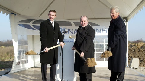 Erster Spatenstich für die SAP-Arena