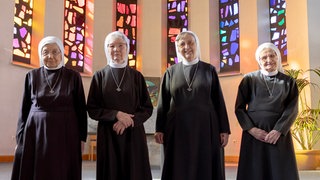 Vier langjährige Ordensschwestern des Mannheimer Theresienkrankenhauses.