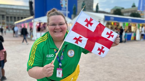 Daniela ist bei der Fußball EM 2024 für Georgien