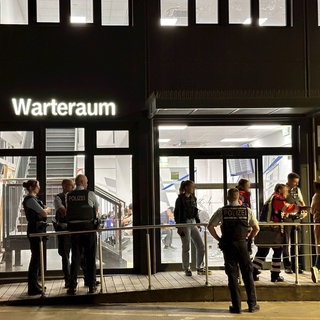 Warteraum im Stuttgarter Hauptbahnhof: Hier wurden mehrere Personen mit einem Messer in der Nacht auf Montag verletzt.