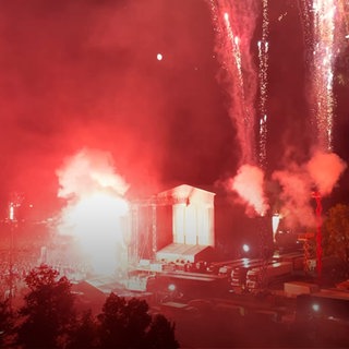 Beim ACDC-Konzert ging Feuerwerk über dem Himmel von Stuttgart in die Luft.