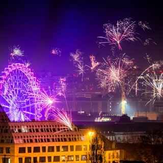 Ein Feuerwerk in der Stuttgarter Innenstadt 