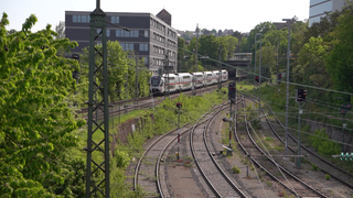 Noch fahren in Stuttgart die Gäubahnzüge - wegen S21 soll die Strecke unterbrochen werden (Archivbild)