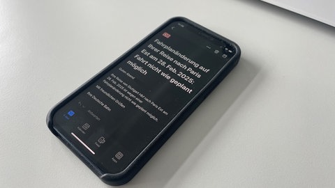 Viele Fahrgäste haben wenige Tage vor Abfahrt solche Mails von der Bahn erhalten. 