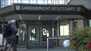 Das Landgericht Stuttgart von außen (Symbolbild). Ende April wurde hier eine Mutter zu mehreren Jahren Haft verurteilt. Die Frau hatte eine Freundin ihrer kleinen Tochter mit einem Messer angegriffen. 