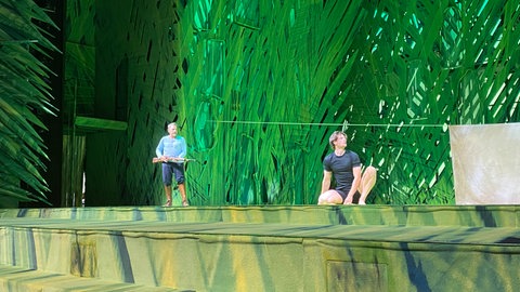Richy Müller und Tarzan-Darsteller Terence van der Loo bei der Probe. Schauspieler Richy Müller wird für einige Aufführungen des Musicals die Rolle eines Wildjägers übernehmen.