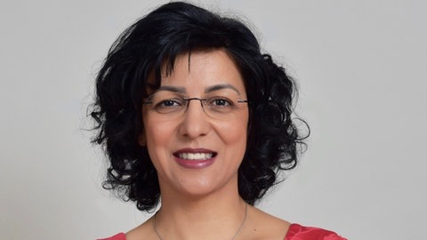 Arezoo Shoaleh lebt in Ludwigsburg. Sie engagiert sich für Frauen im Iran.