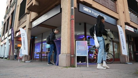 Das PopUp Studio von SWR und CORRECTIV in Stuttgart Vaihingen