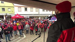 Protest gegen Tarifflucht und Stellenabbau im Filstal der IG Metall