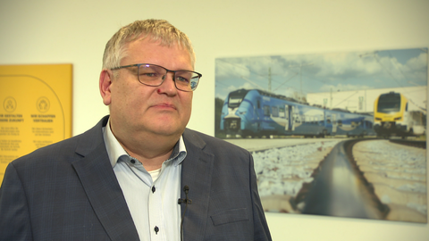 Arno Beugel, Geschäftsführer bei Arverio, kritisiert das Baustellenmanagement der Bahn.