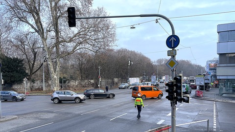 Bei einem Stromausfall in Stuttgart waren auch etliche Ampeln ausgefallen wie hier am Neckartor.