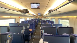 Kaum Fahrgäste im ICE-Sprinter Berlin-Stuttgart