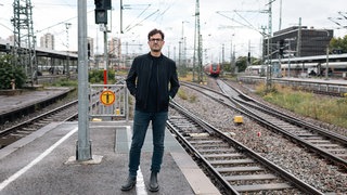 Luigi Pantisano am Hauptbahnhof in Stuttgart.