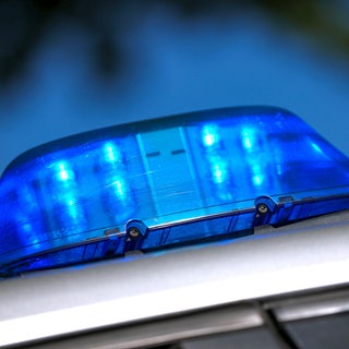 Nach mehreren Bränden in Stuttgart-Süd wird gegen einen 13-jährigen Tatverdächtigen ermittelt.