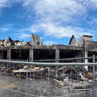 Niedergebranntes Feuerwehrhaus in Unterensingen