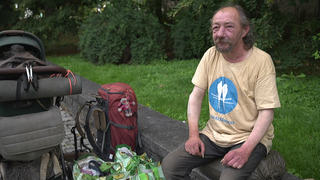 Der wohnungslose Stuttgarter hat den Spitznamen "Schwalbe".