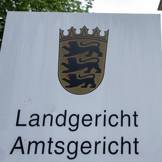 Vor dem Landgericht Ulm startet am Dinestag der Prozess gegen einen 70-Jährigen. Er soll 1985 eine Frau in Deggingen ermordet haben.