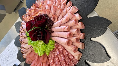 Auszubildene aus Indien werden in Weil am Rhein zu Metzgern ausgebildet