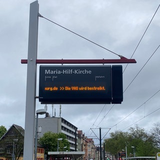 Warnstreik im Freiburger Nahverkehr: Alles steht still auf den Gleisen der Freiburger Straßenbahn. 
