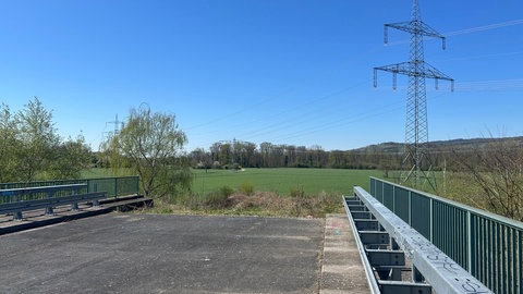 Wenn Geld in Fehlplanungen versickert - die Brücke in Gottenheim (Kreis Breisgau-Hochschwarzwald) wartet seit 15 Jahren auf ihre Bestimmung.