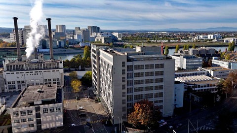In Basel soll ein ehemaliges Industrie-Viertel zur schicken Wohngegend werden, aber in einem Gebäude wurden Reste eines giftigen Kampfstoffs gefunden