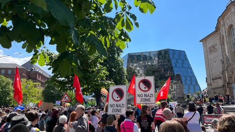 Demonstration am 11. Mai 2025 in Freiburg für ein Verbot der AfD