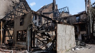 Abgebrannte Häuser in der Villinger Innenstadt. Sechs Gebäude sind dem Feuer zum Opfer gefallen.