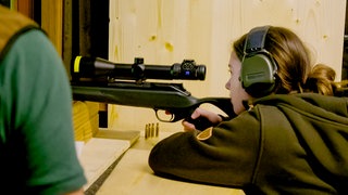 Angehende Jägerinnen und Jäger bei der Ausbildung im Kreis Waldshut.