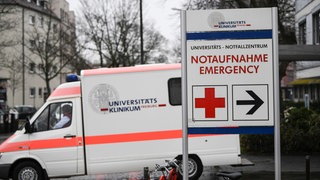 Wegweiser zur Notaufnahme der Uniklinik Freiburg