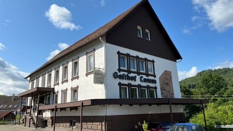 Zu sehen ist das ehemalige Gasthaus "Lamm" in Burladingen Killer